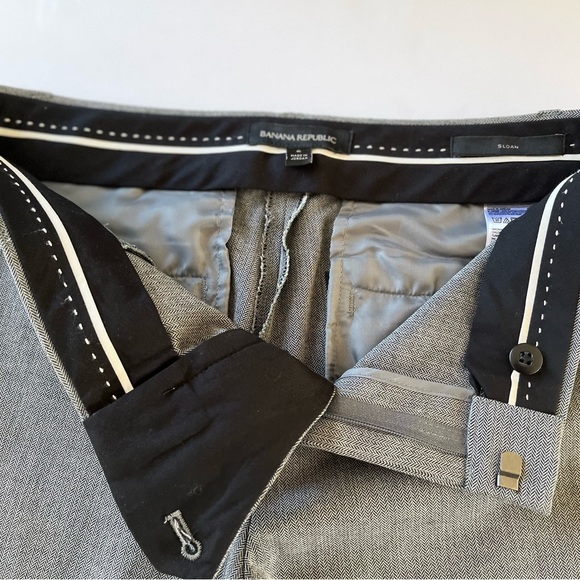 Banana Republic size: 2 Color: Gray - Picture 8 of 12